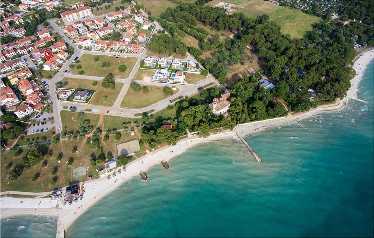 Lovely Apartment In Fazana With House Sea View Exterior photo