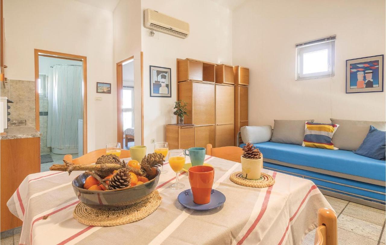 Lovely Apartment In Fazana With House Sea View Exterior photo